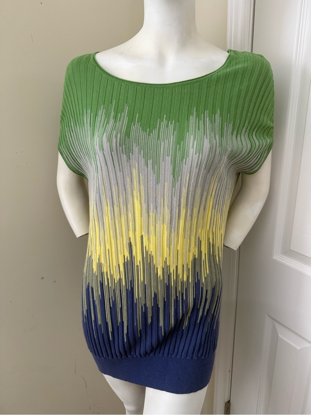 BCBGMaxAzria Bright Green Ribbed Knit Top